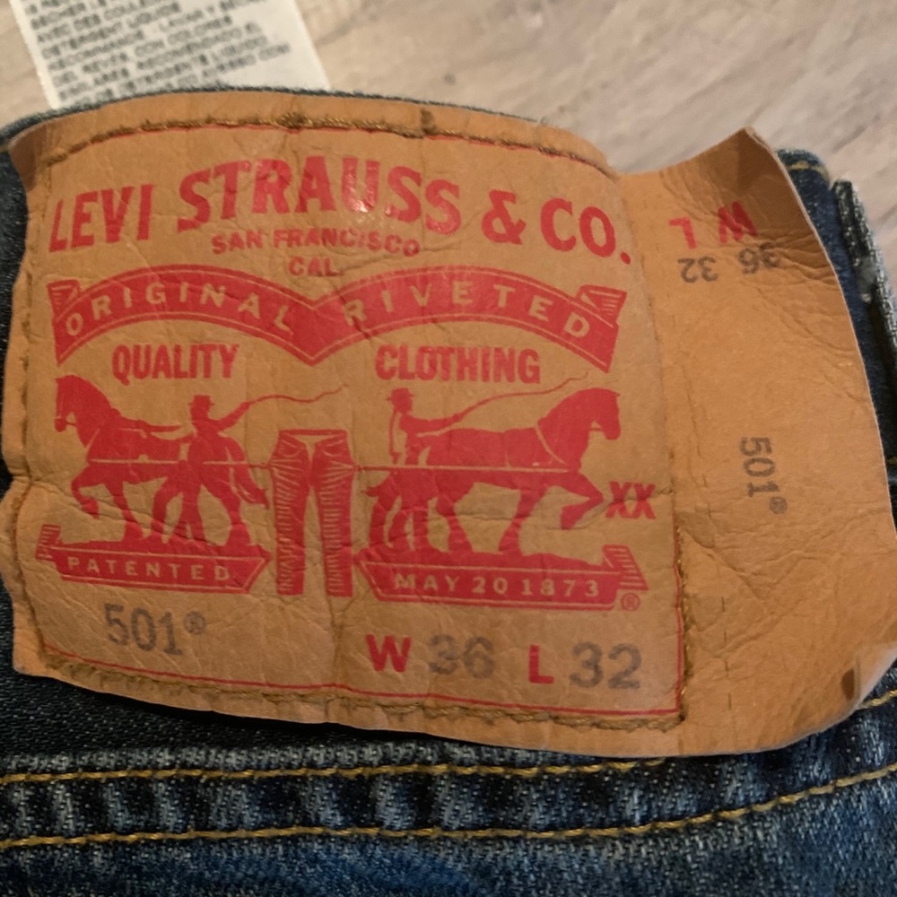 Jeans - Picture 3 of 3